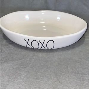 Rae Dunn XOXO bowl